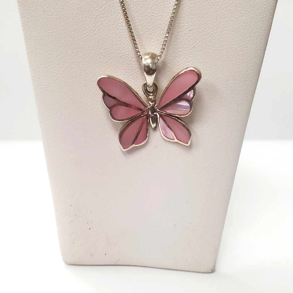 Silver necklace